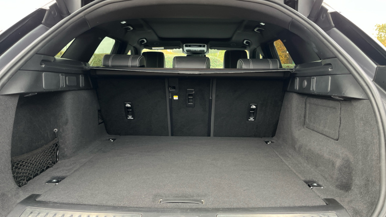 Land Rover Range Rover Velar 2.0 P250 R-Dynamic SE 5dr Auto Petrol Estate